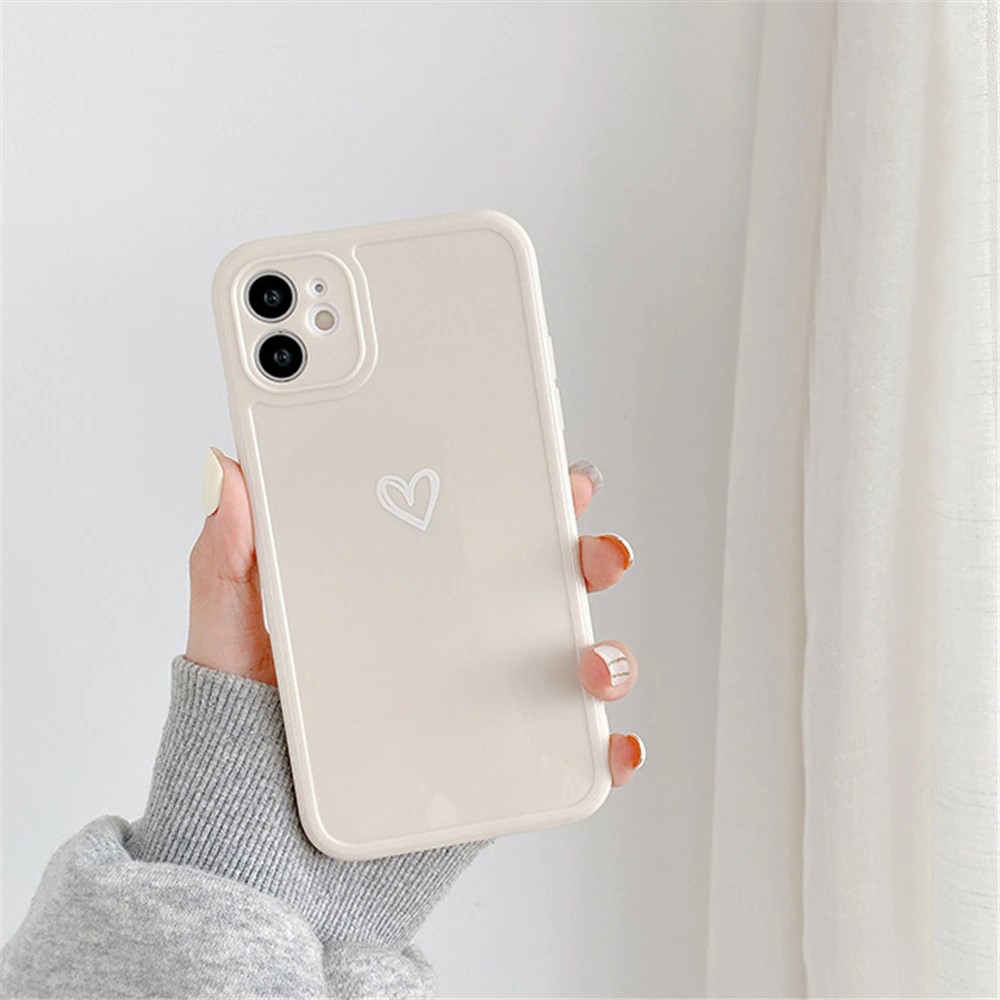 Little Hearts Cream iPhone 14 Case
