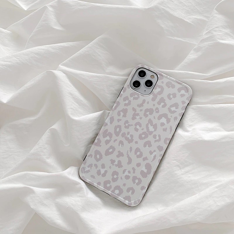 White Leopard iPhone XR Case