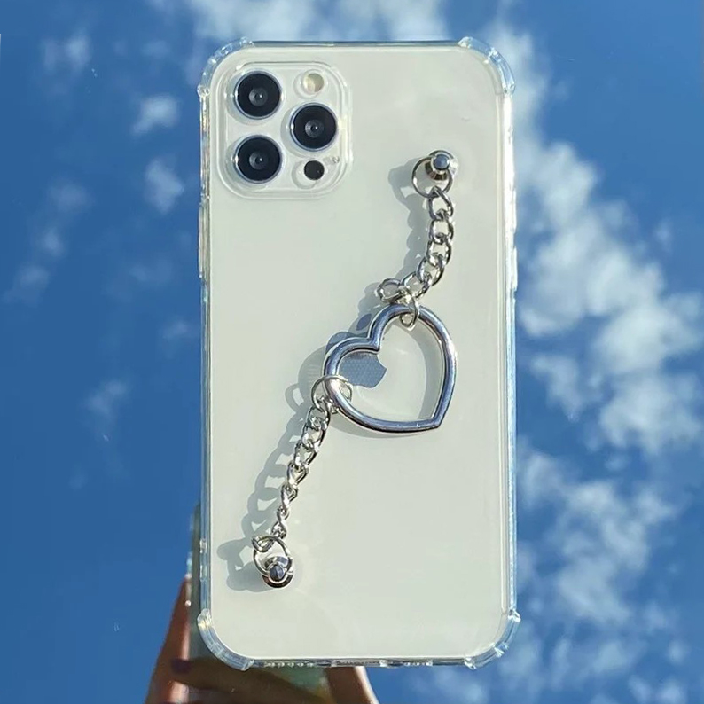 Heart Chain iPhone 14 Pro Max Case