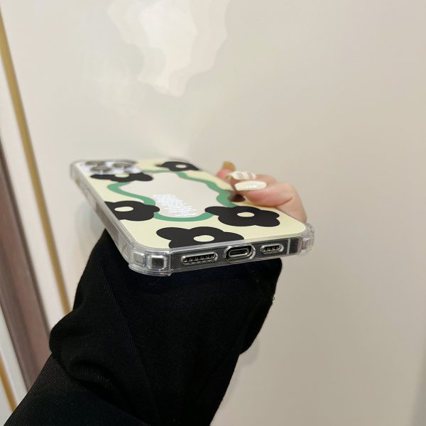 Daisy Mirror iPhone 13 Case - FinishifyStore