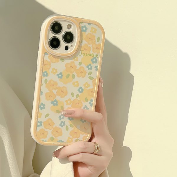 Yellow Jasmin Flowers iPhone 14 Pro Max Case